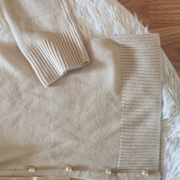 WHITE STAG Small Faux Fur Trim Sweater Women's Button Front Fall Sweater - Picture 4 of 11
